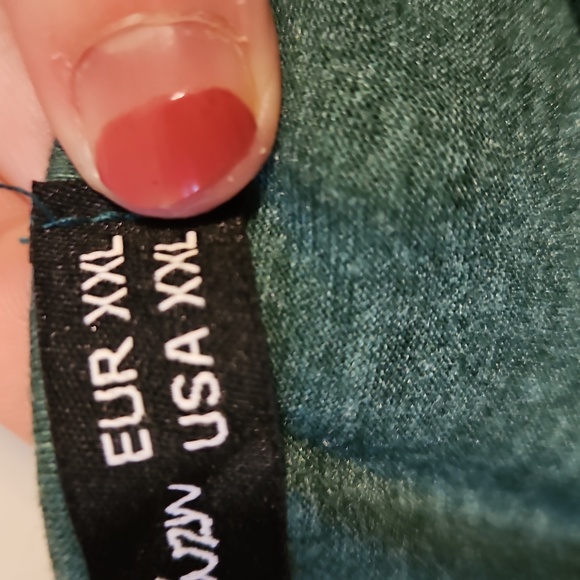 Women's Short Sleeve Top - Green - Picture 3 of 6